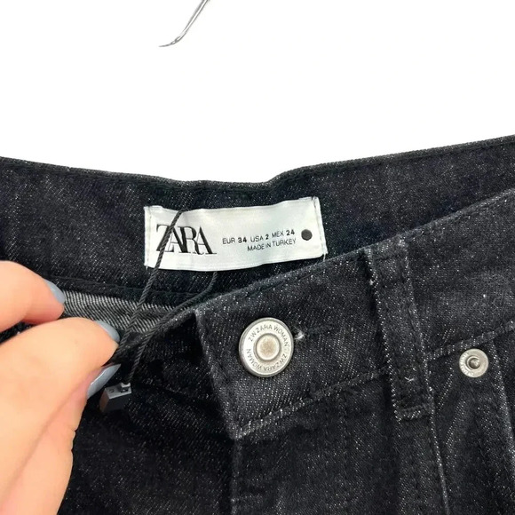 Zara The Panelled Slim High Rise Slim Fit 4-Pocket Jeans Black Denim Size US 2 - Picture 8 of 12